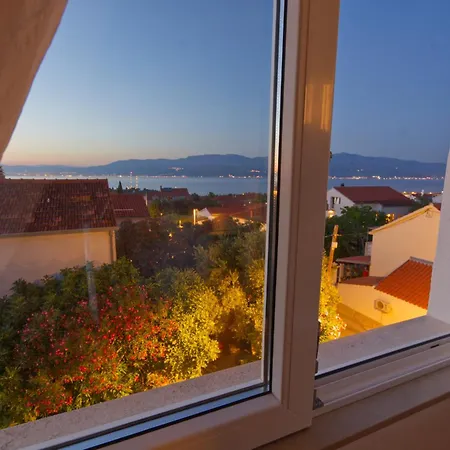 Sunce - Cozy Base To And Explore Island Brac Free Parking Apartment *